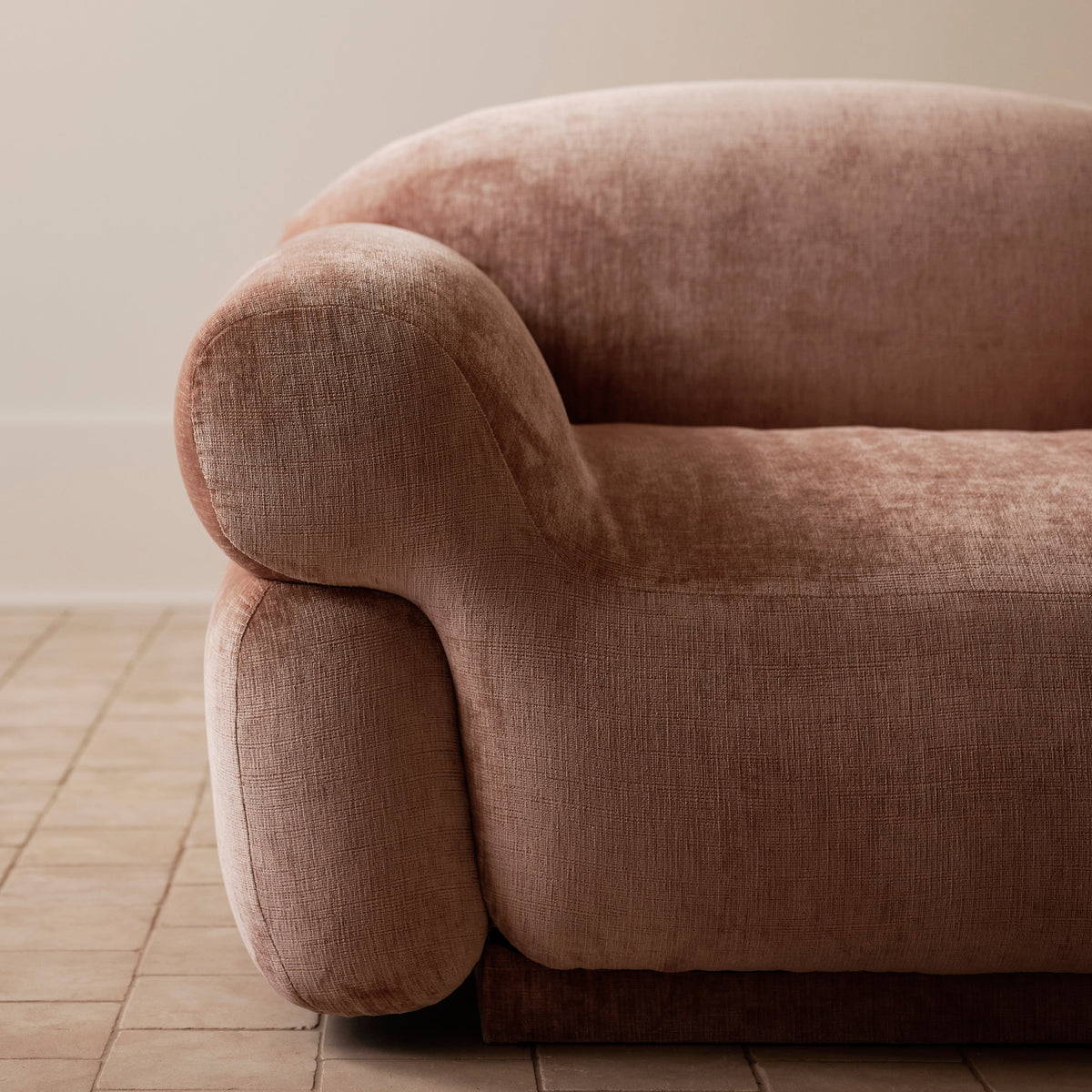 Dune Lounge Chair
