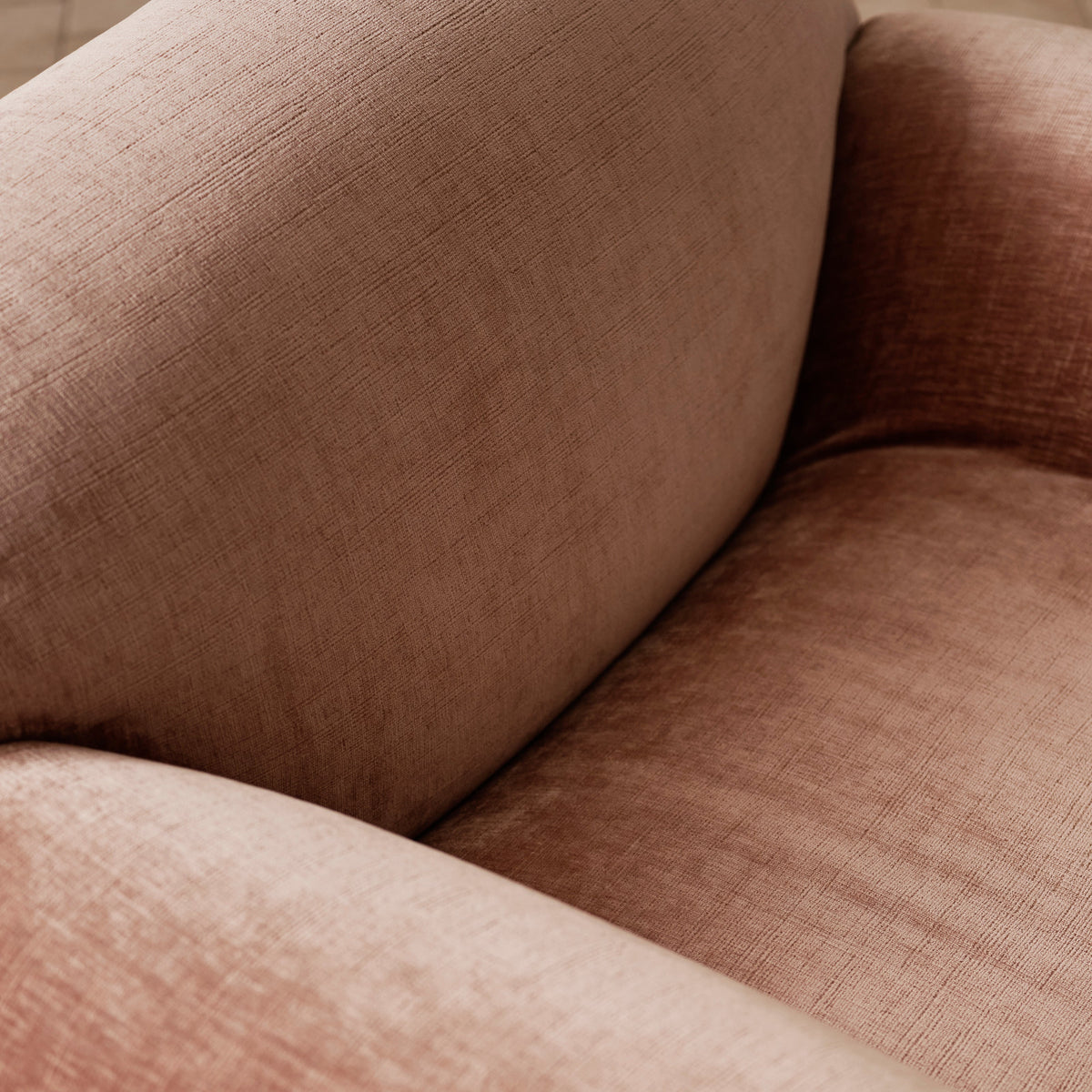 Dune Lounge Chair