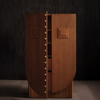 Tamsin Cabinet